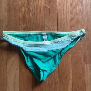 Lululemon Sandy Savasana Bottom